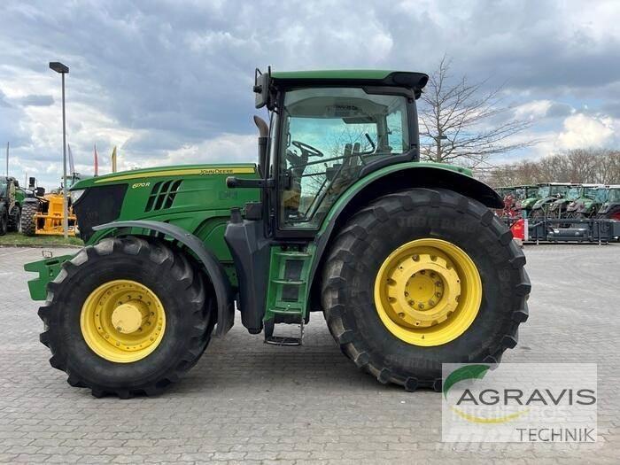 John Deere 6170 R Traktoren