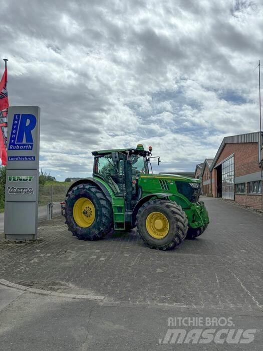 John Deere 6210 R Traktoren