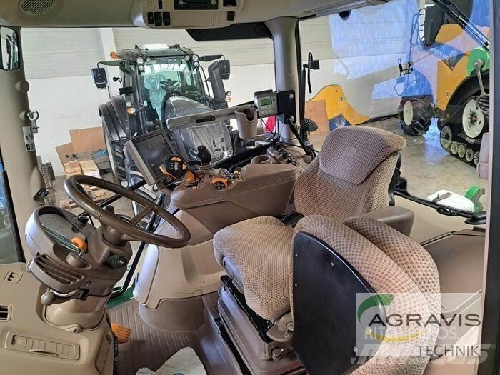 John Deere 6215 R Traktoren