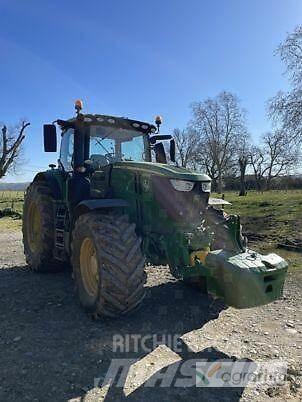 John Deere 6250R Traktoren