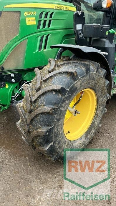 John Deere 6R 130 Traktoren