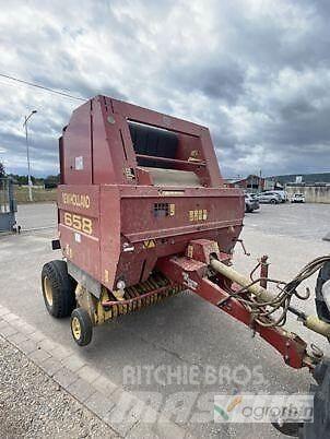 New Holland 658 Rundballenpressen