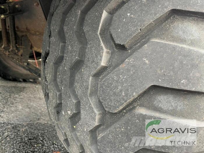 New Holland BB 940 Quaderpressen