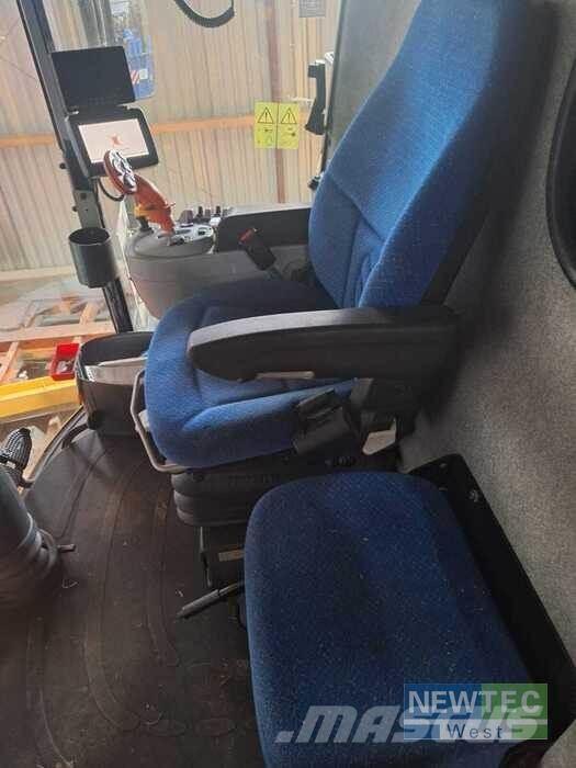 New Holland CX 5090 Mähdrescher