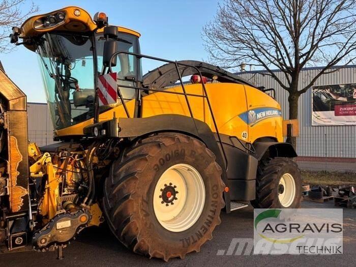New Holland FR 700 Selbstfahrende Häcksler