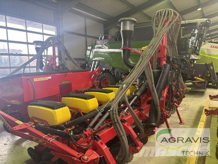 Väderstad TEMPO TPV 8 Drillmaschinen