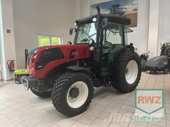 Valtra F105S 2D3 Traktoren