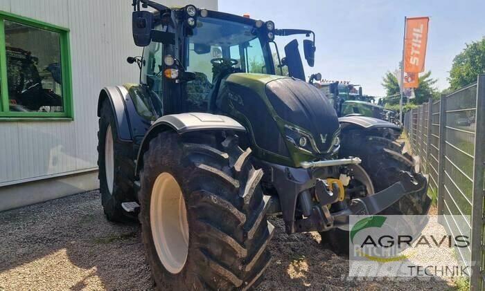 Valtra N 155 EA 2B1 Traktoren