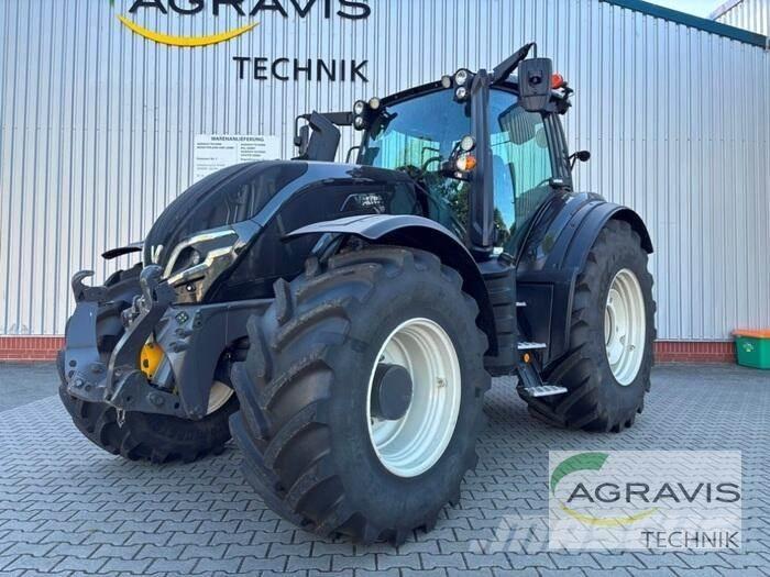 Valtra T 235 D Traktoren