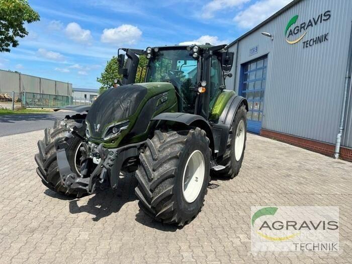 Valtra T 235 D 2A1 Traktoren