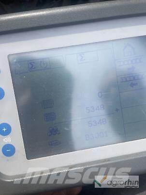 Vicon RV4116 Rundballenpressen