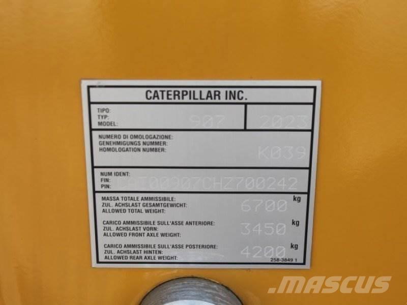 CAT 907 Radlader
