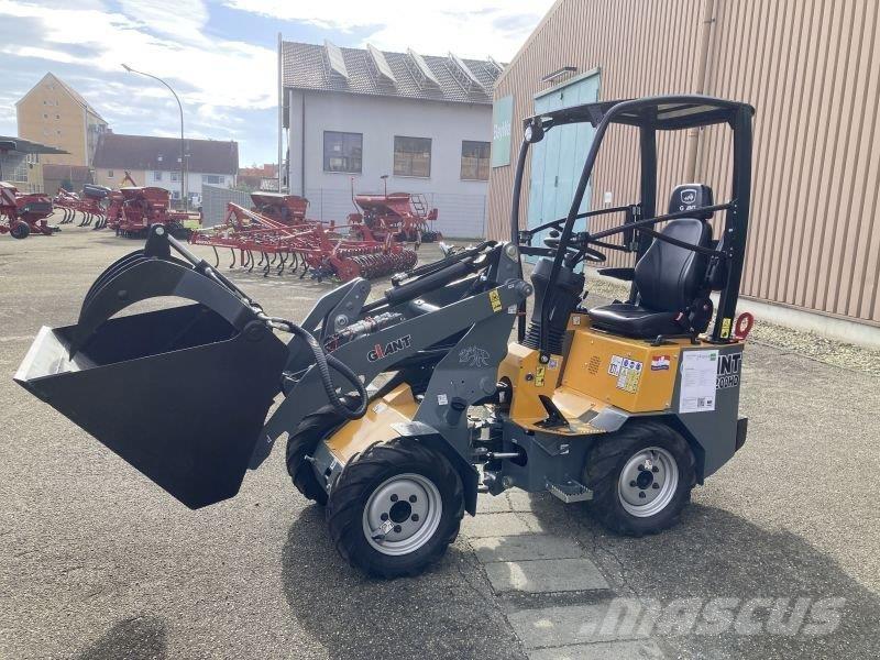 GiANT G 1200 Kompaktlader