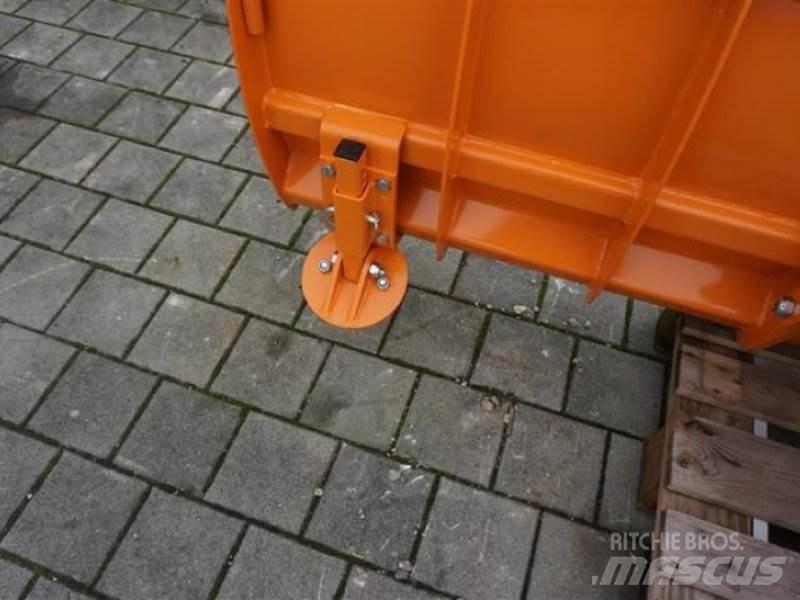 Hydrac UNI 270 Schneeschilde und -pflüge