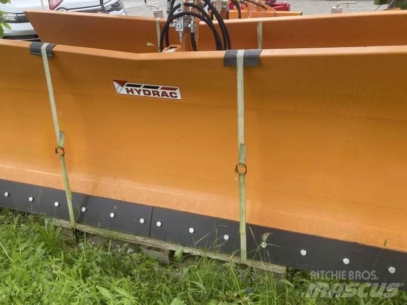 Hydrac UNI 290 Schneeschilde und -pflüge