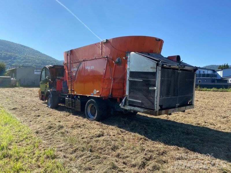 Kuhn SPW 25 Futtermischwagen