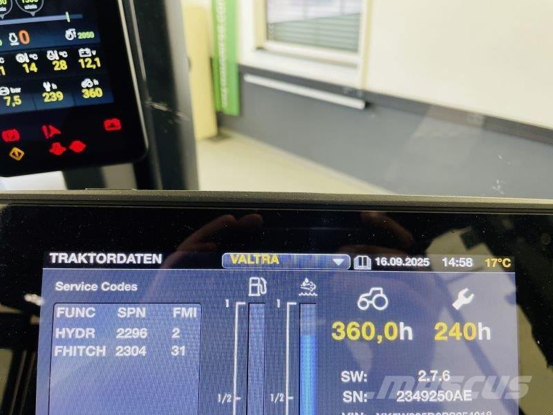Valtra Q305 Traktoren