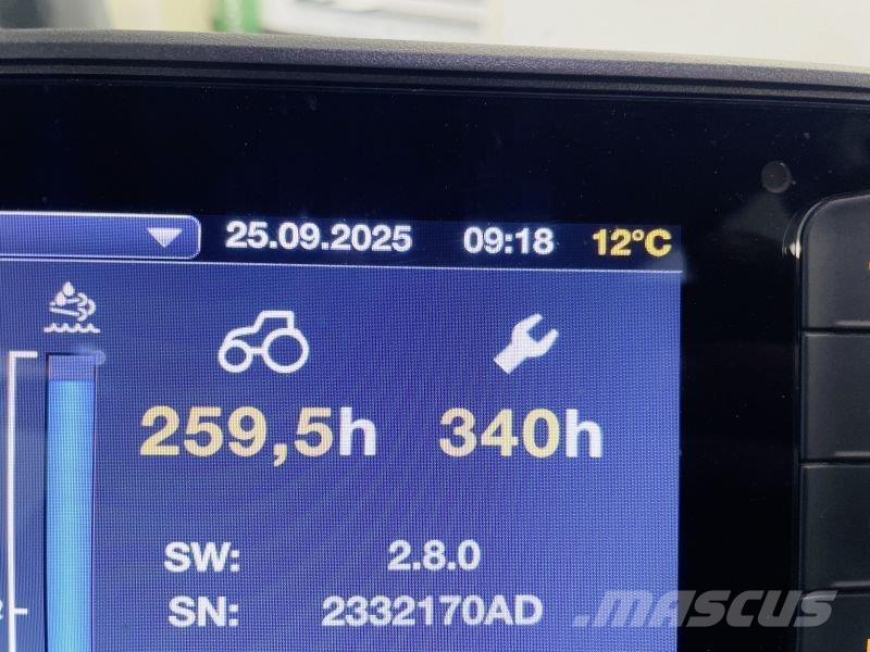 Valtra T235D Traktoren