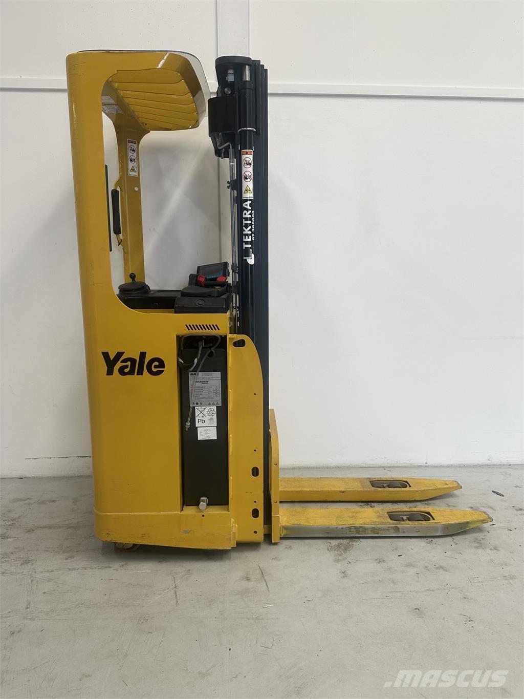 Yale SMS15S Selbstfahrstapler