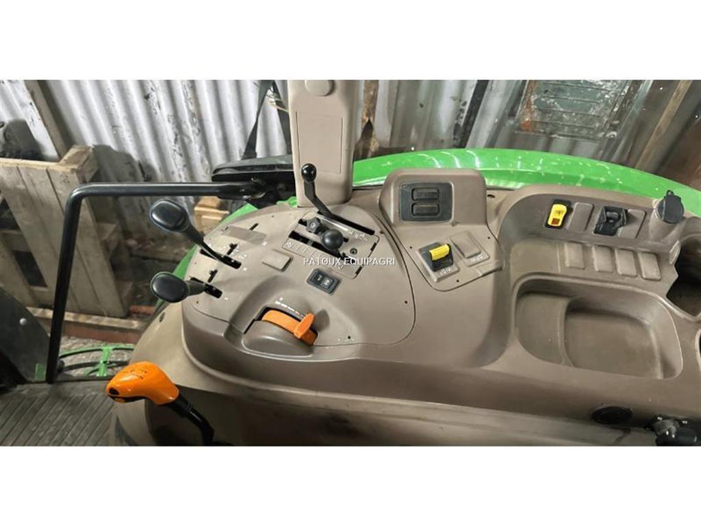 John Deere 5058E Traktoren