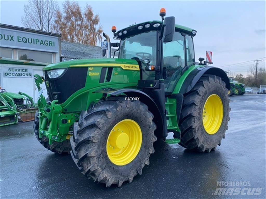 John Deere 6R215 Traktoren
