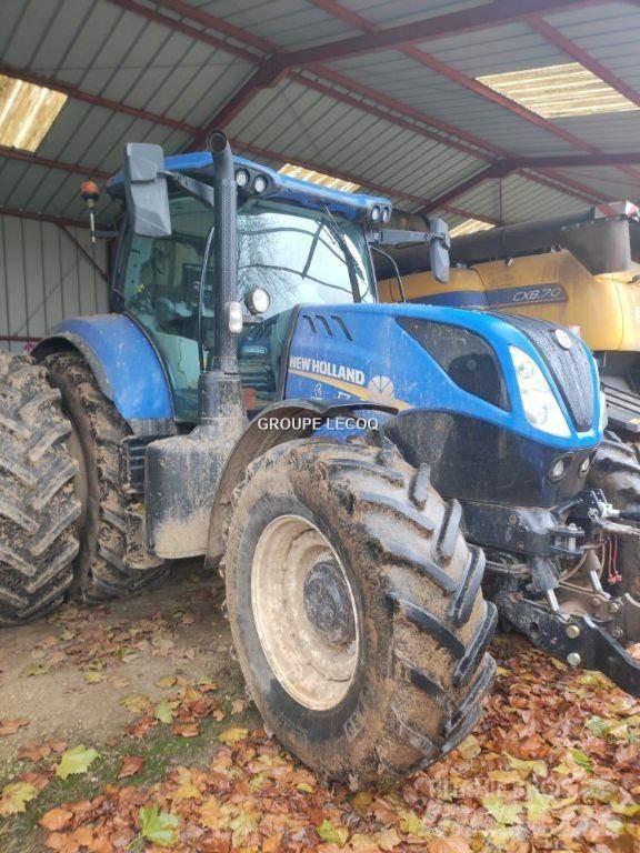New Holland T7.210 Traktoren