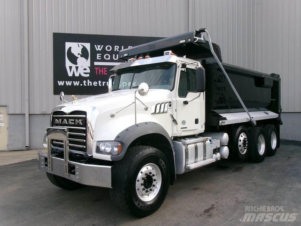 Mack Granite Kipper