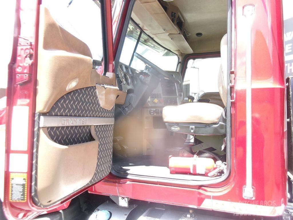 Mack GU 713 Kipper