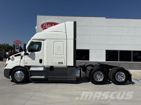 Freightliner CASCADIA 116 Sattelzugmaschinen