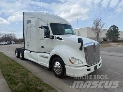 Kenworth T680 Sattelzugmaschinen