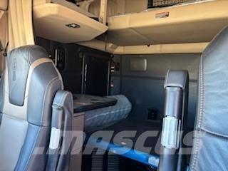 Kenworth T680 Sattelzugmaschinen