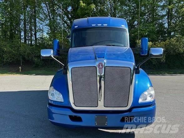 Kenworth T680 Sattelzugmaschinen