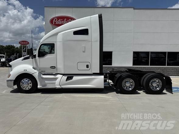 Kenworth T680 Sattelzugmaschinen