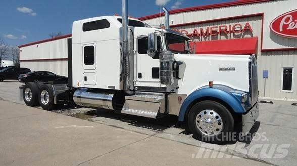 Kenworth W900L Sattelzugmaschinen