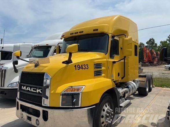 Mack ANTHEM 64T Sattelzugmaschinen