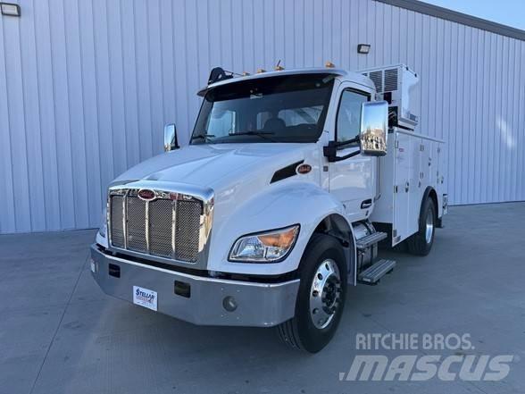 Peterbilt 536 Sonstige Baumaschinen