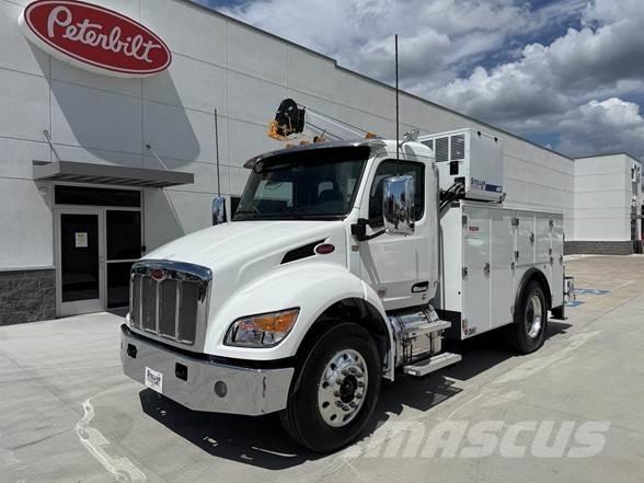 Peterbilt 536 Sonstige Baumaschinen