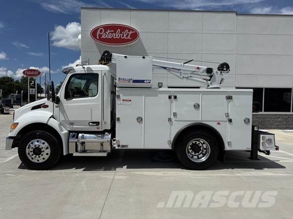 Peterbilt 536 Sonstige Baumaschinen