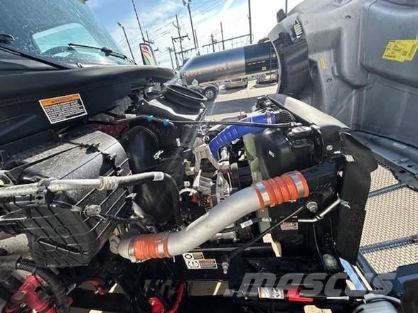 Peterbilt 536 Sonstige Baumaschinen