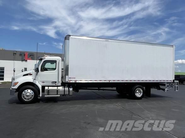 Peterbilt 536 Kastenaufbau