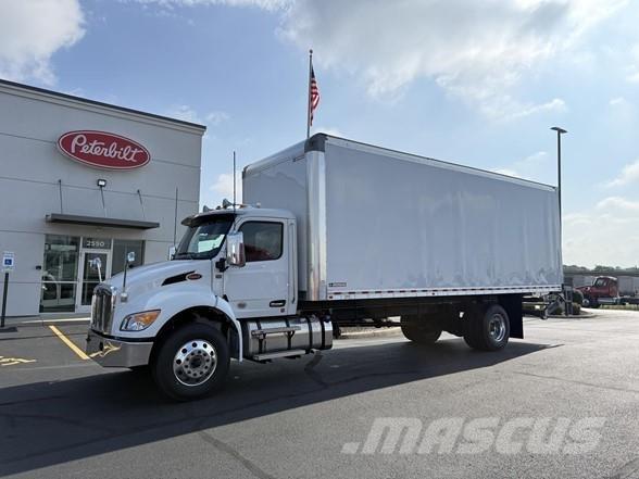 Peterbilt 536 Kastenaufbau