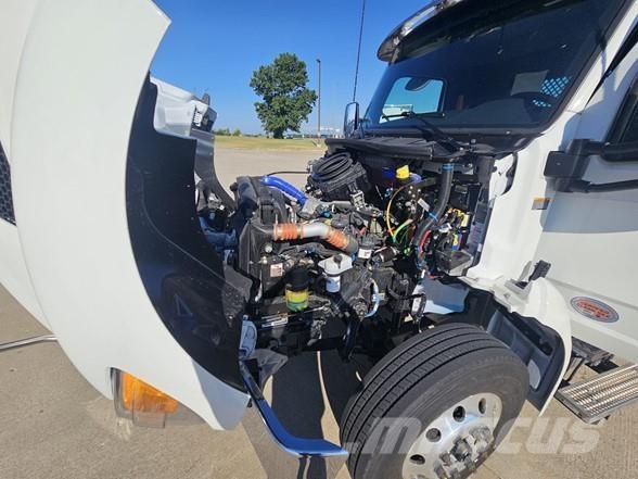 Peterbilt 536 Pritschenwagen/Pritschenwagen mit Seitenklappe