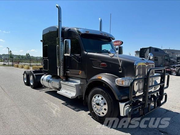 Peterbilt 567 Sattelzugmaschinen
