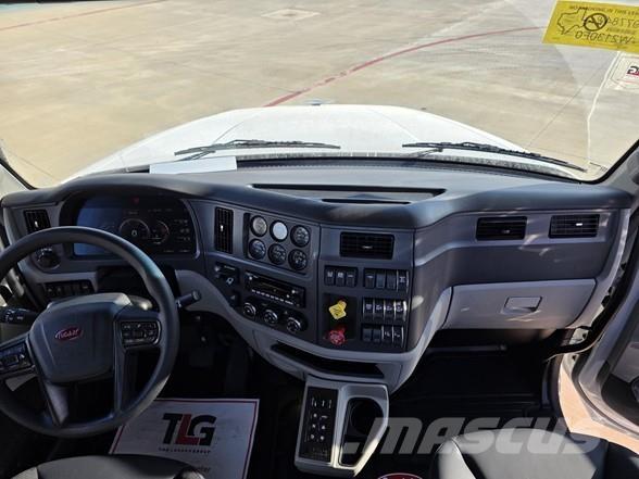 Peterbilt 567 Kipper