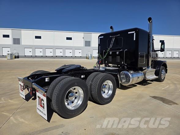 Peterbilt 567 Sattelzugmaschinen