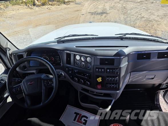 Peterbilt 567 Sattelzugmaschinen