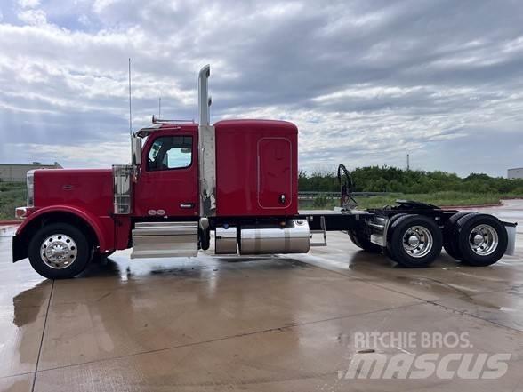 Peterbilt 589 Sattelzugmaschinen