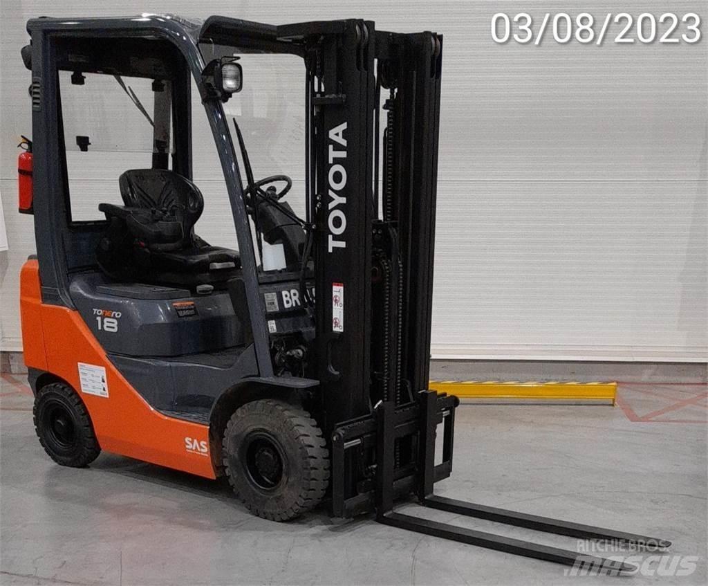 Toyota 02-8FDF18 Diesel Stapler