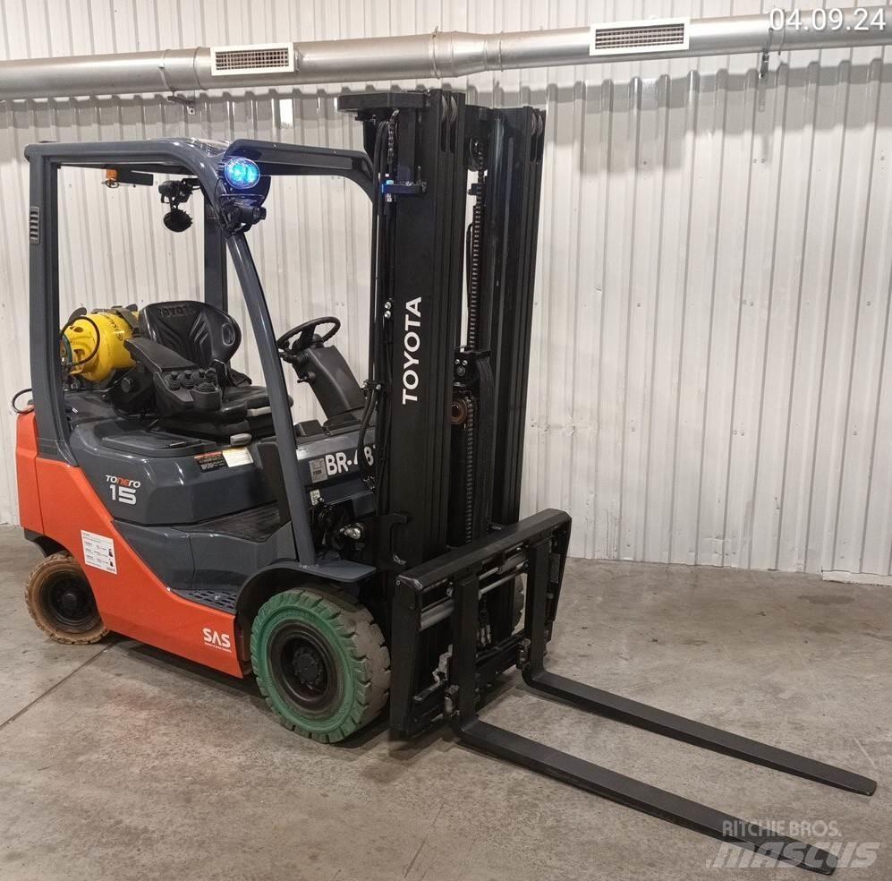 Toyota 02-8FGF15 Gas Stapler