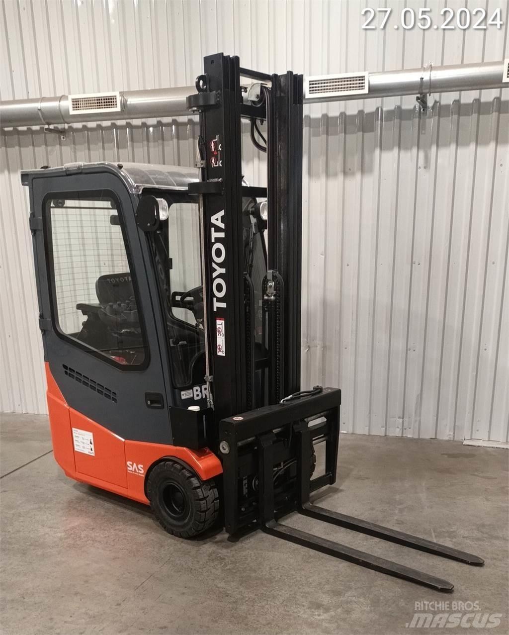 Toyota 7FBEST15 Elektro Stapler